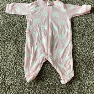 Baby girls Gerber pink heart onesie size newborn